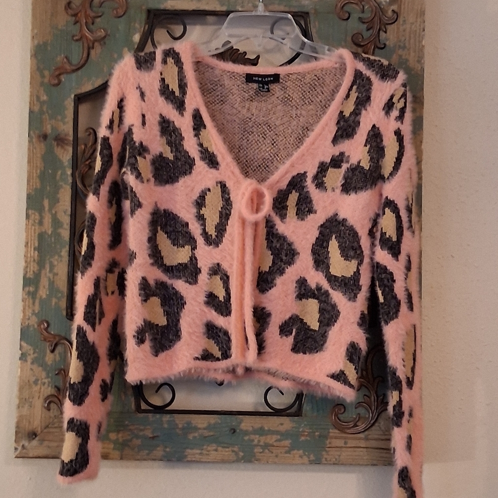New Look Pink and Black Animal Print Cardigan. NWOT Size 2